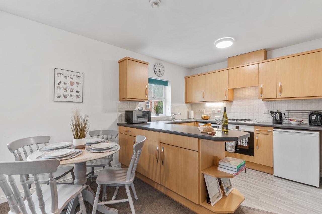 Silver Stag Properties, Modern 2 Bedroom House Thringstone Exterior photo